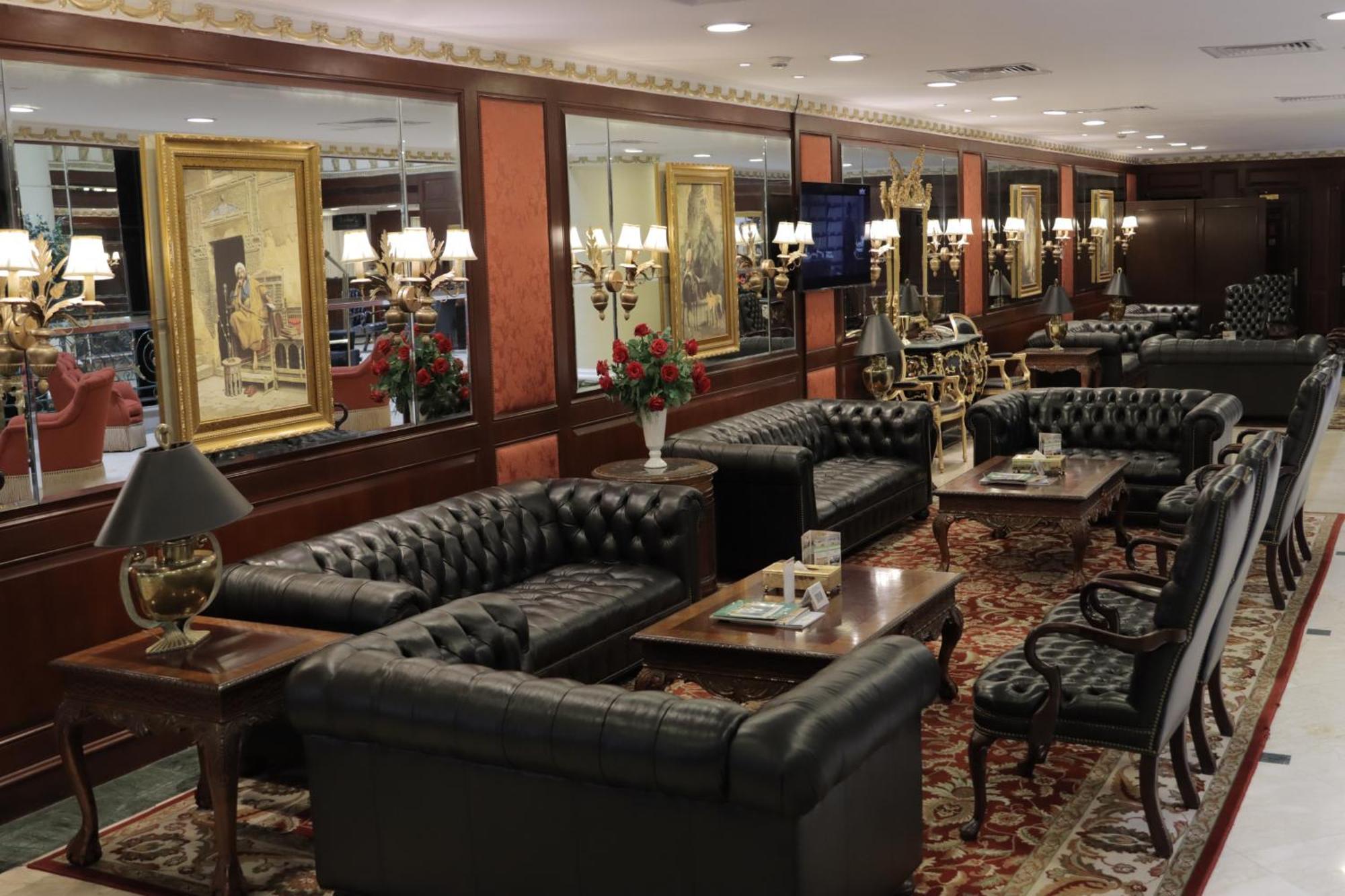 Habitat All Suites, Al-Khubar Exteriér fotografie The lounge at the airport