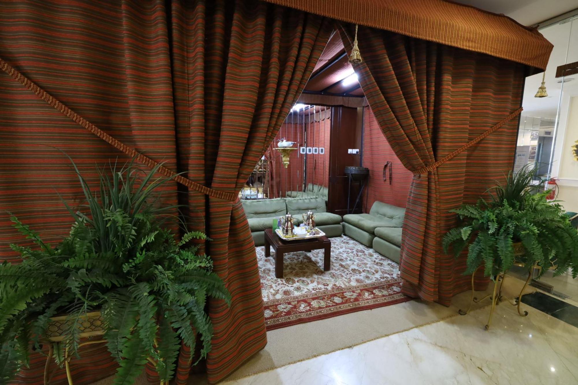 Habitat All Suites, Al-Khubar Exteriér fotografie The lobby of the hotel
