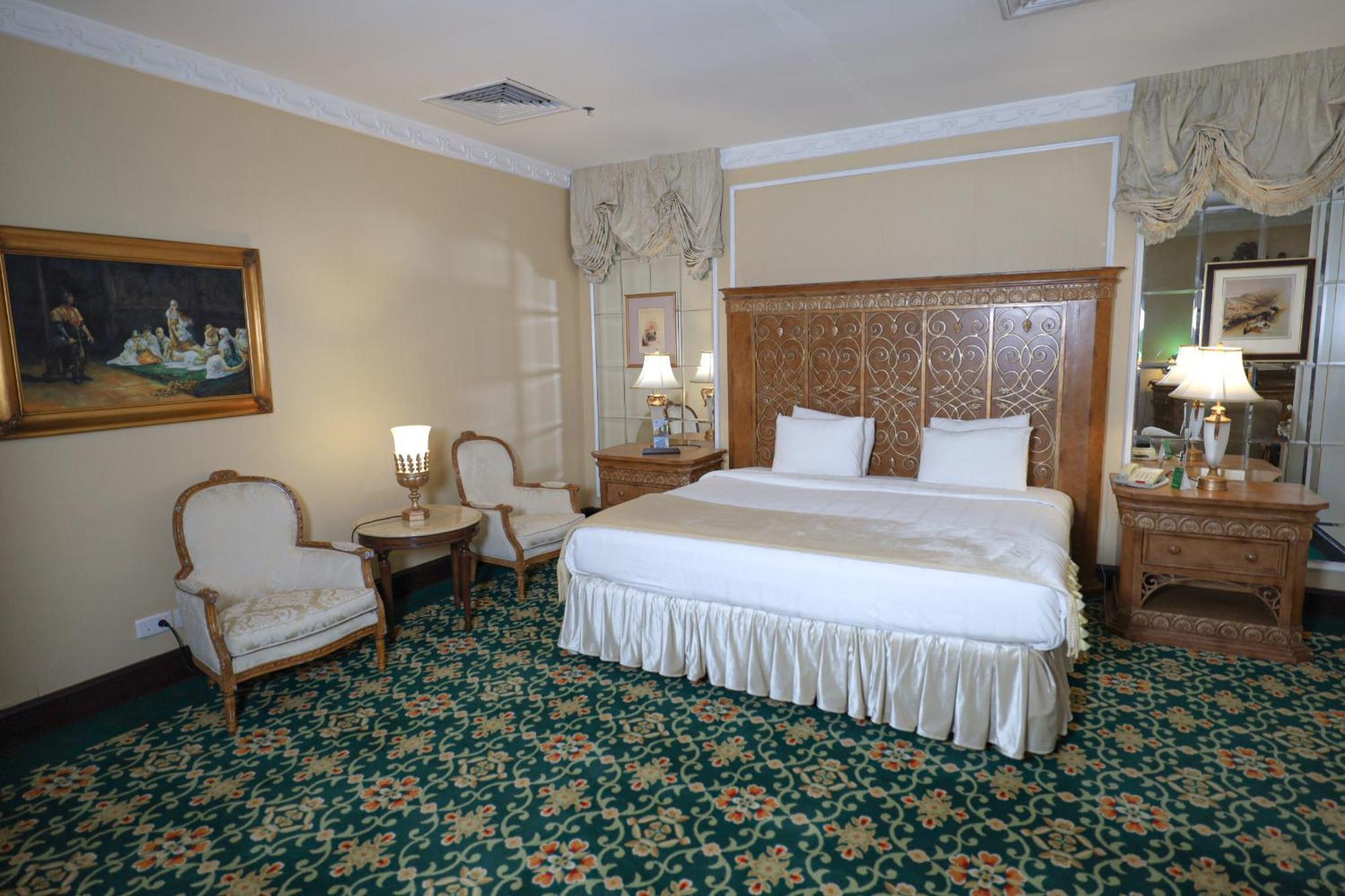 Habitat All Suites, Al-Khubar Exteriér fotografie A bedroom at the hotel